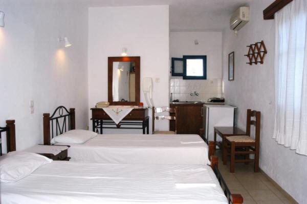 Windmill Villas Artemónasz Szoba fotó